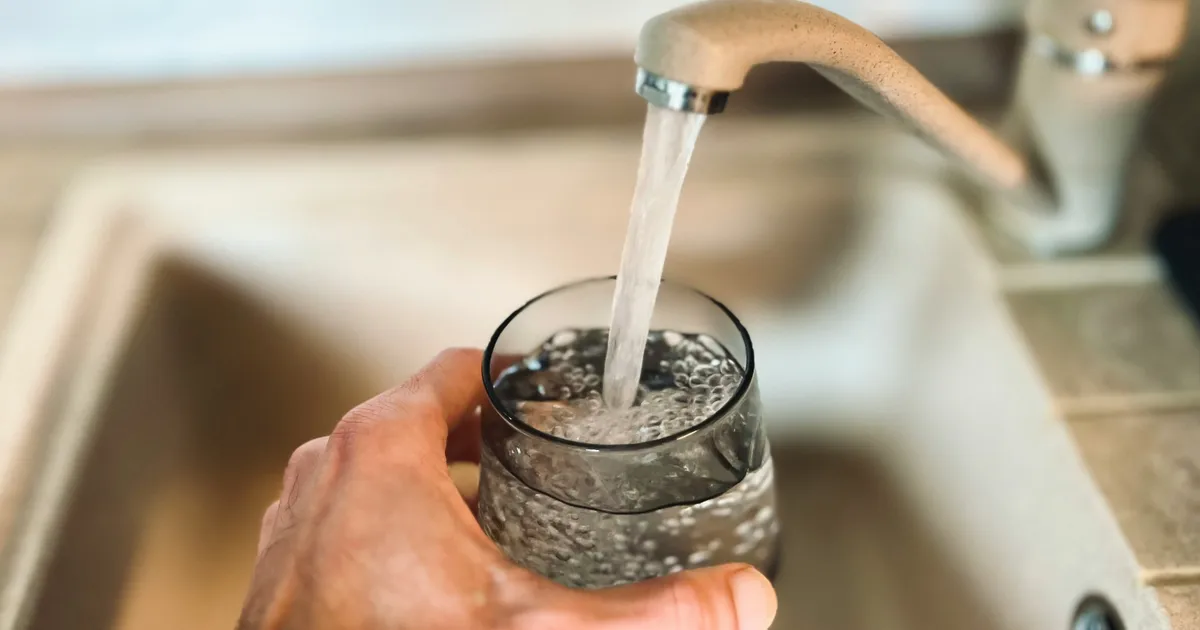 So THAT's Why Your Tap Water Tastes Different In Hot Weather