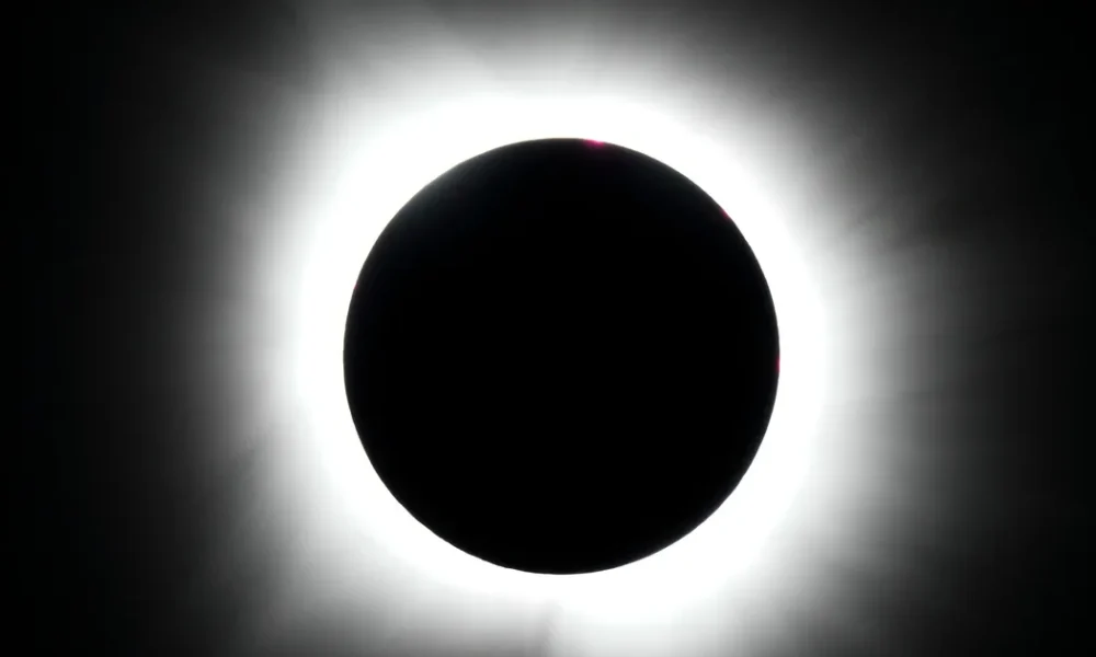 How To Watch The Solar Eclipse Without Glasses