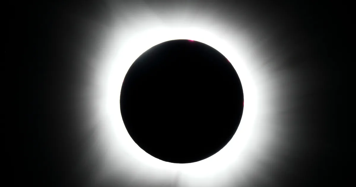 How To Watch The Solar Eclipse Without Glasses