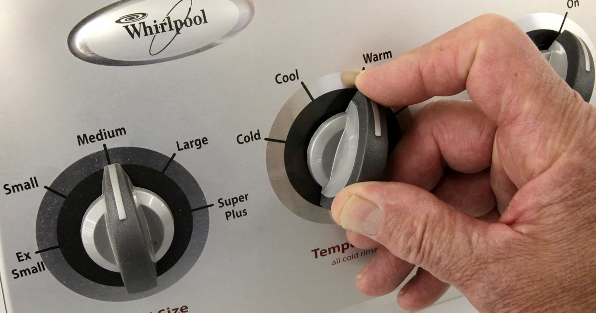 Doctor Warns Against Using This 'Useless' Washing Machine Setting