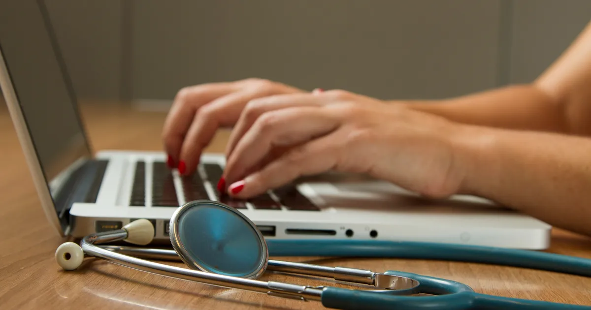 What Doctors Really Mean When They Say A Symptom's 'Normal'