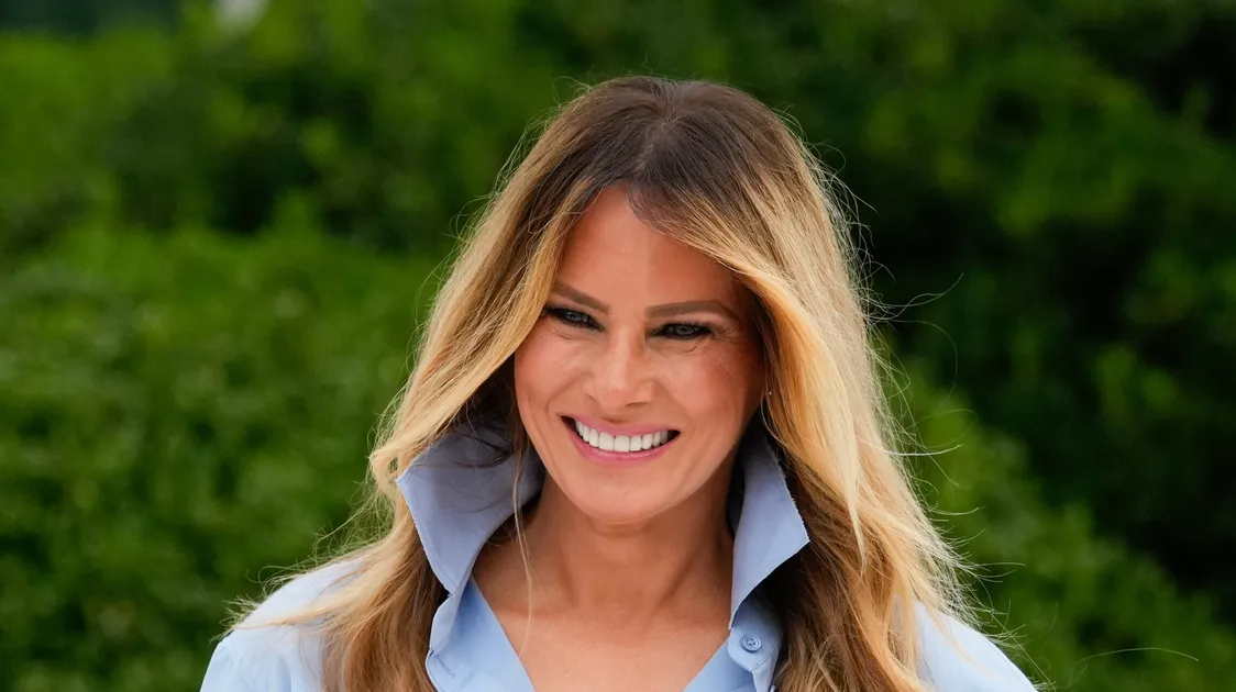 Melania Trump's 1st Public Appearance In A Month Inspires Online Suspicion