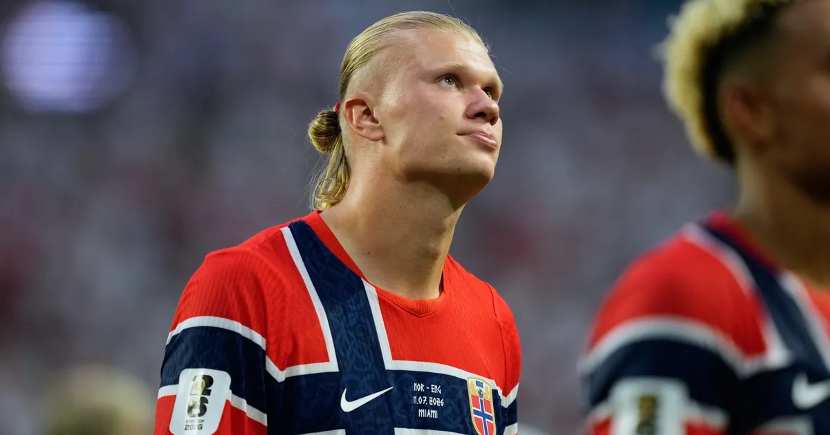 Elring Haaland Debuts New Buzzcut Haircut And Fans Can't Cope