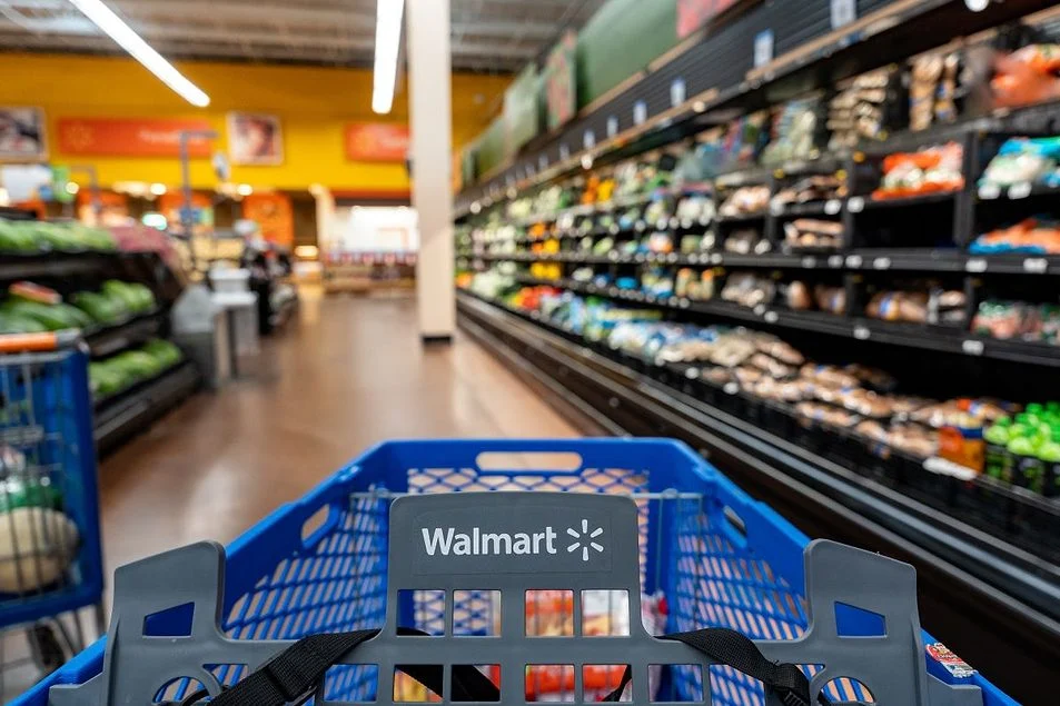 CEO: Walmart widening price gaps with conventional grocers