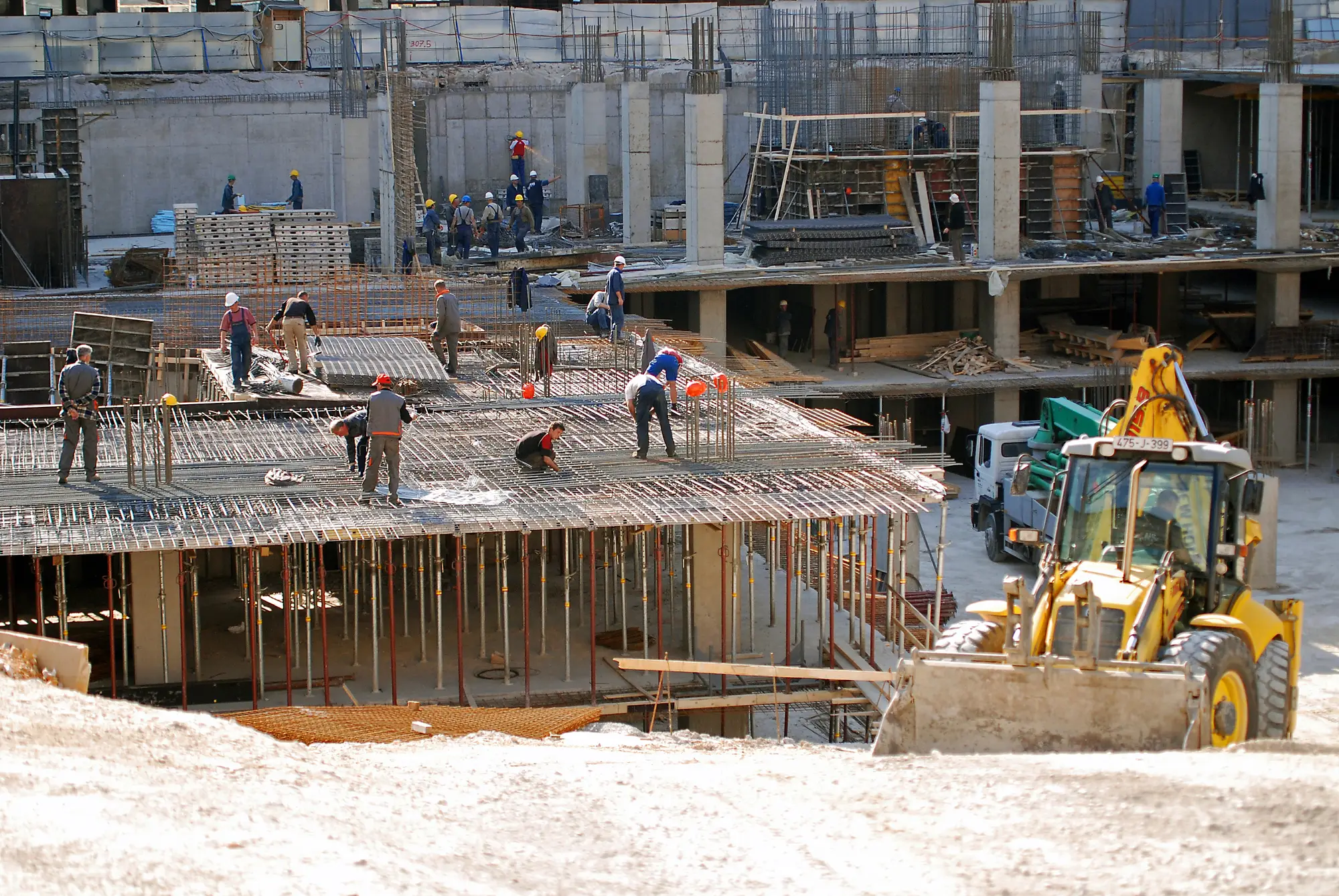 How Reliable Material Supply Helps Construction Companies Keep Projects on Schedule