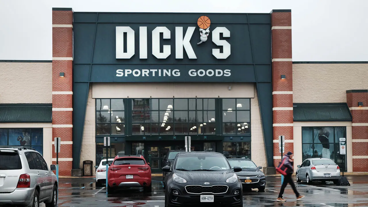 Dick's Sporting Goods slashes 2026 outlook as consumer demand falls