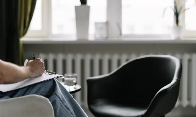 How to Break Up With Your Therapist Without Ghosting Them