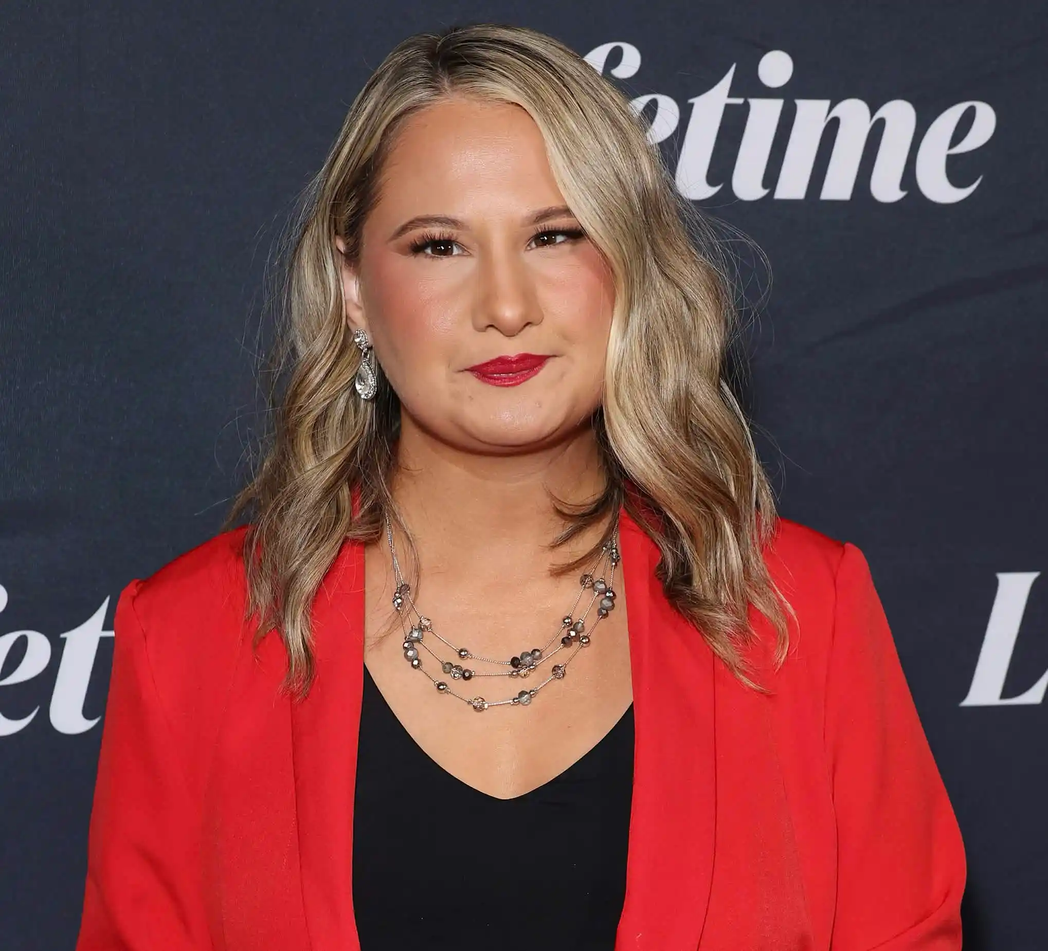Gypsy Rose Releases An Apology After Old Prison Calls Surface Of Her Using The N-Word & Making Racist Comments