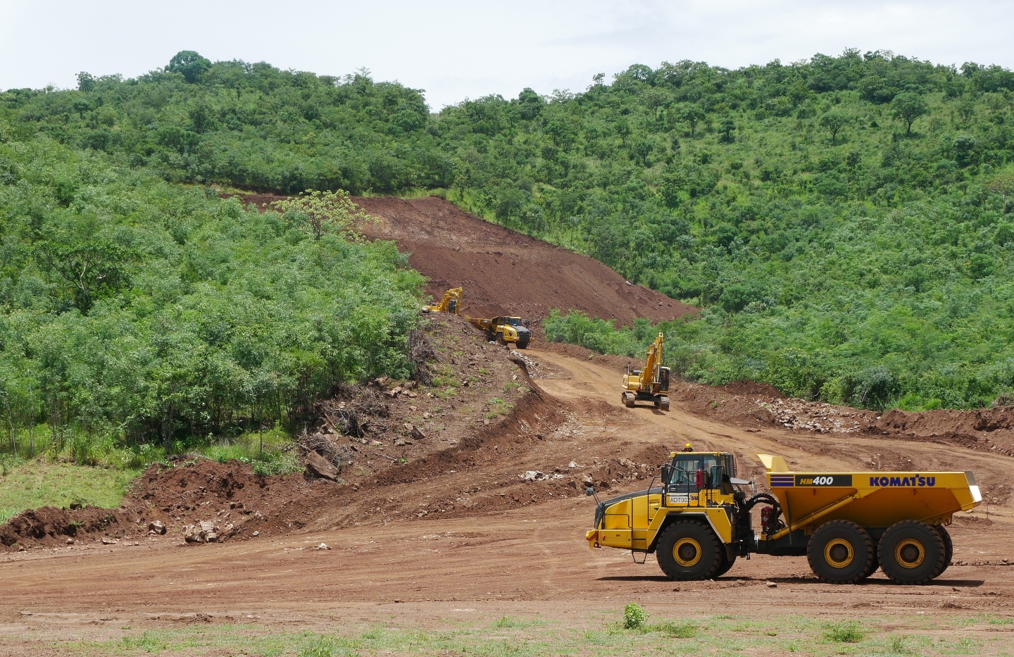 Ex-chair, Lindian Resources dispute drags in court