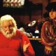 M8DSACL_EC007-david-krumholtz-santa-clause