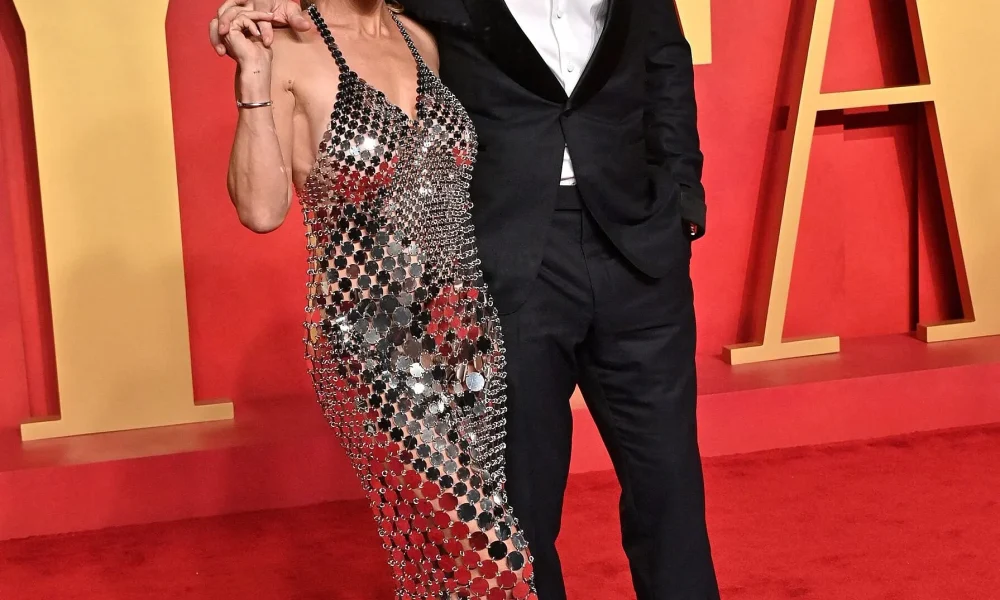 The Vanity Fair Oscar Party held at the Wallis Annenberg Center for the Performing Arts on March 10, 2024 in Beverly Hills, CA. 10 Mar 2024 Pictured: Elsa Pataky and Chris Hemsworth. Photo credit: OConnor-Arroyo / AFF-USA.com / MEGA TheMegaAgency.com +1 888 505 6342 (Mega Agency TagID: MEGA1109260_030.jpg) [Photo via Mega Agency]