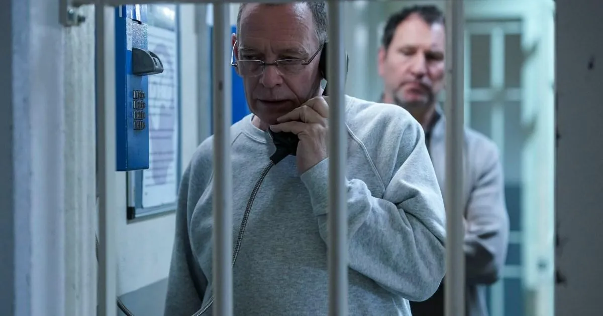 Kathy hit with worrying news about Ian and serial killer Gray in EastEnders | Soaps