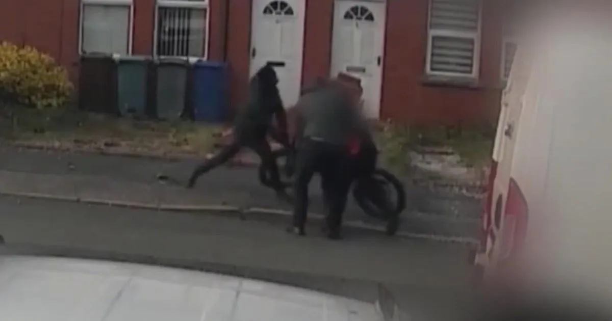 Moment e-bike gang chase down innocent victim before hacking him with a machete | News UK