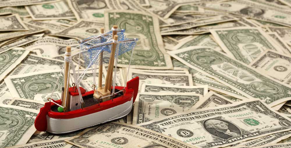 This Shipping Stock Sails Higher, Offers Entry As Earnings Rocket 633%