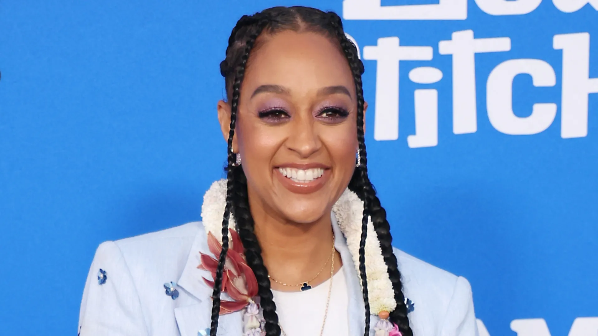 Tia Mowry kids' first day of school video fans internet