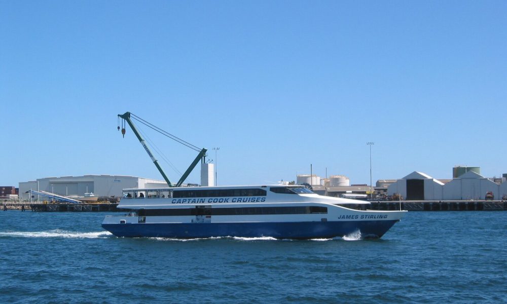 Sale of SeaLink Rottnest ferry service scrapped