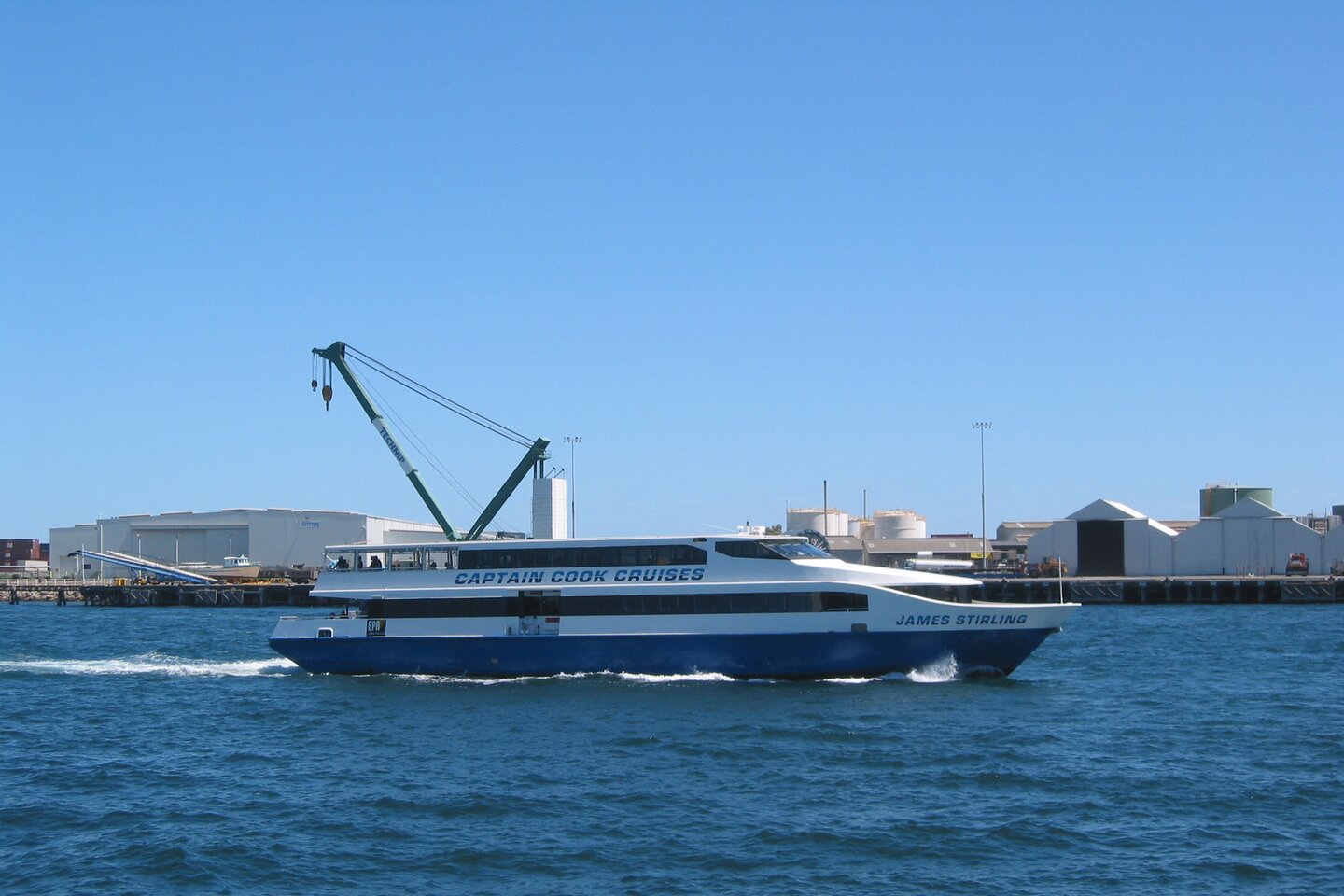 Sale of SeaLink Rottnest ferry service scrapped