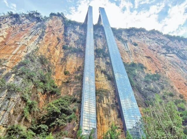 China Unveils 288-Meter Glass Cliff Elevator That Cuts Kids' Perilous