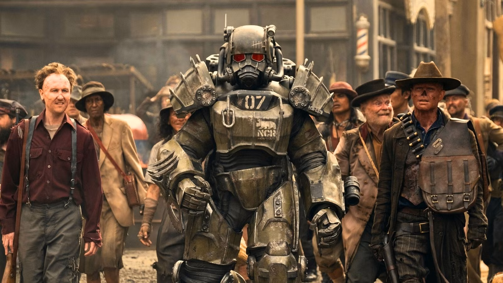 Johnny Pemberton (Thaddeus) and Walton Goggins (The Ghoul) in FALLOUT SEASON 2 Photo Credit: Lorenzo Sisti / Prime © Amazon Content Services LLC