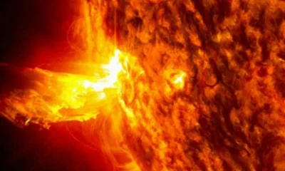 Flights could be grounded to stop passengers being exposed to solar flares | News Tech
