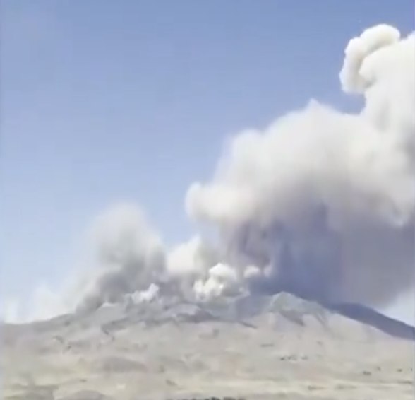 Hawk Fire Near Reno Tops 10,500 Acres as Nevada Declares