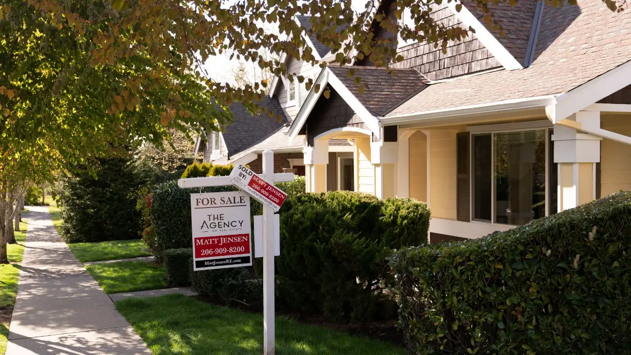 Zillow report shows luxury home sales surging as starter inventory rises