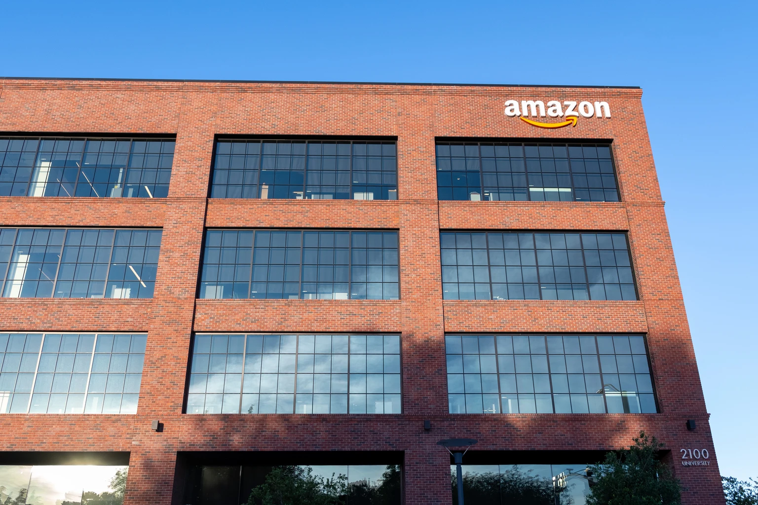 Amazon: AI Revenue Too Dependent On OpenAI And Anthropic