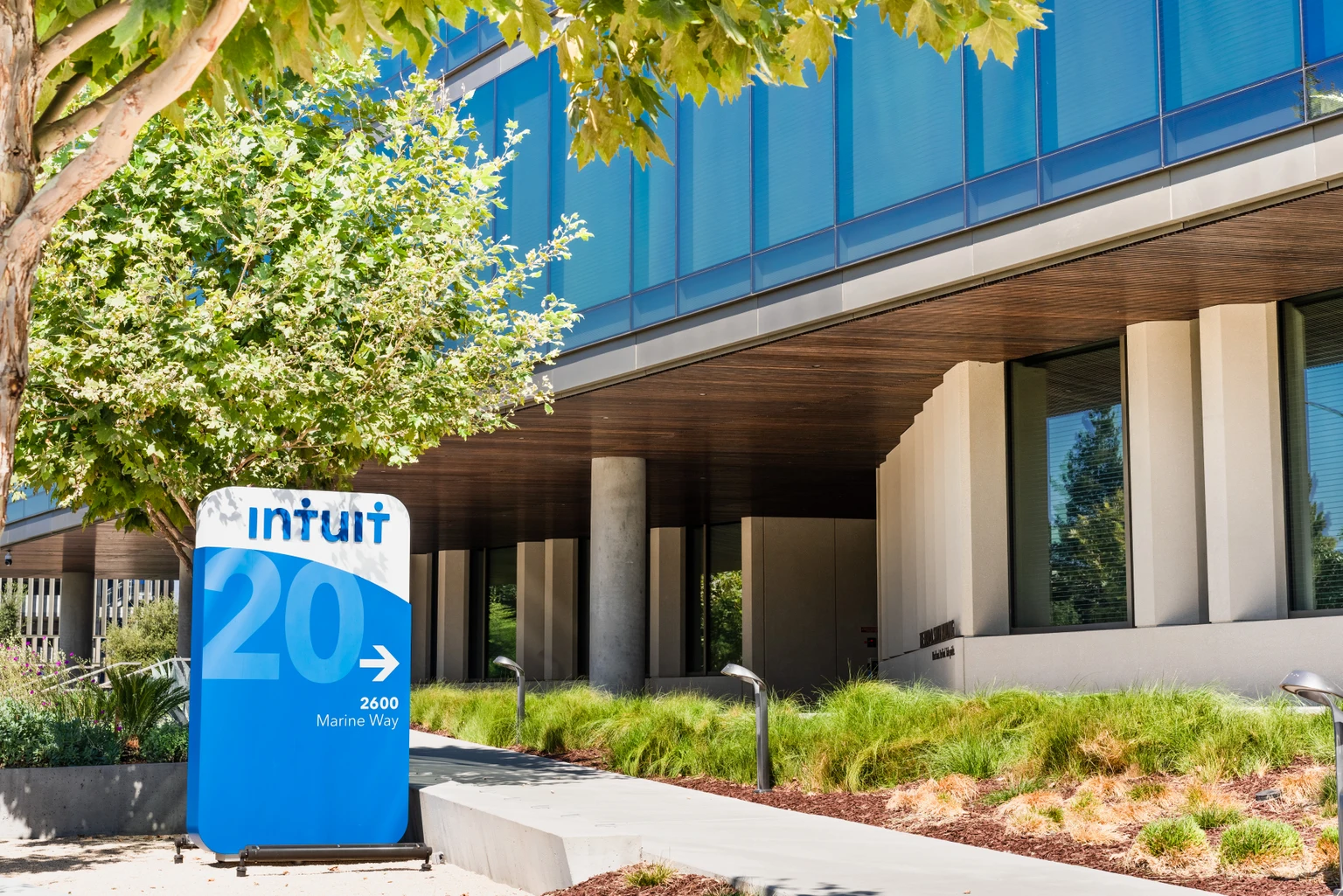 Intuit's Selloff Creates A Better Setup Heading Into Q4 Earnings