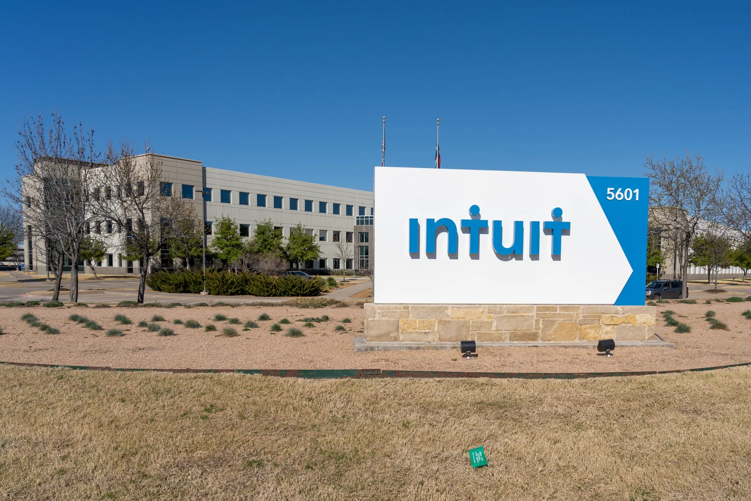 Intuit's Plunge Offers A Buying Opportunity