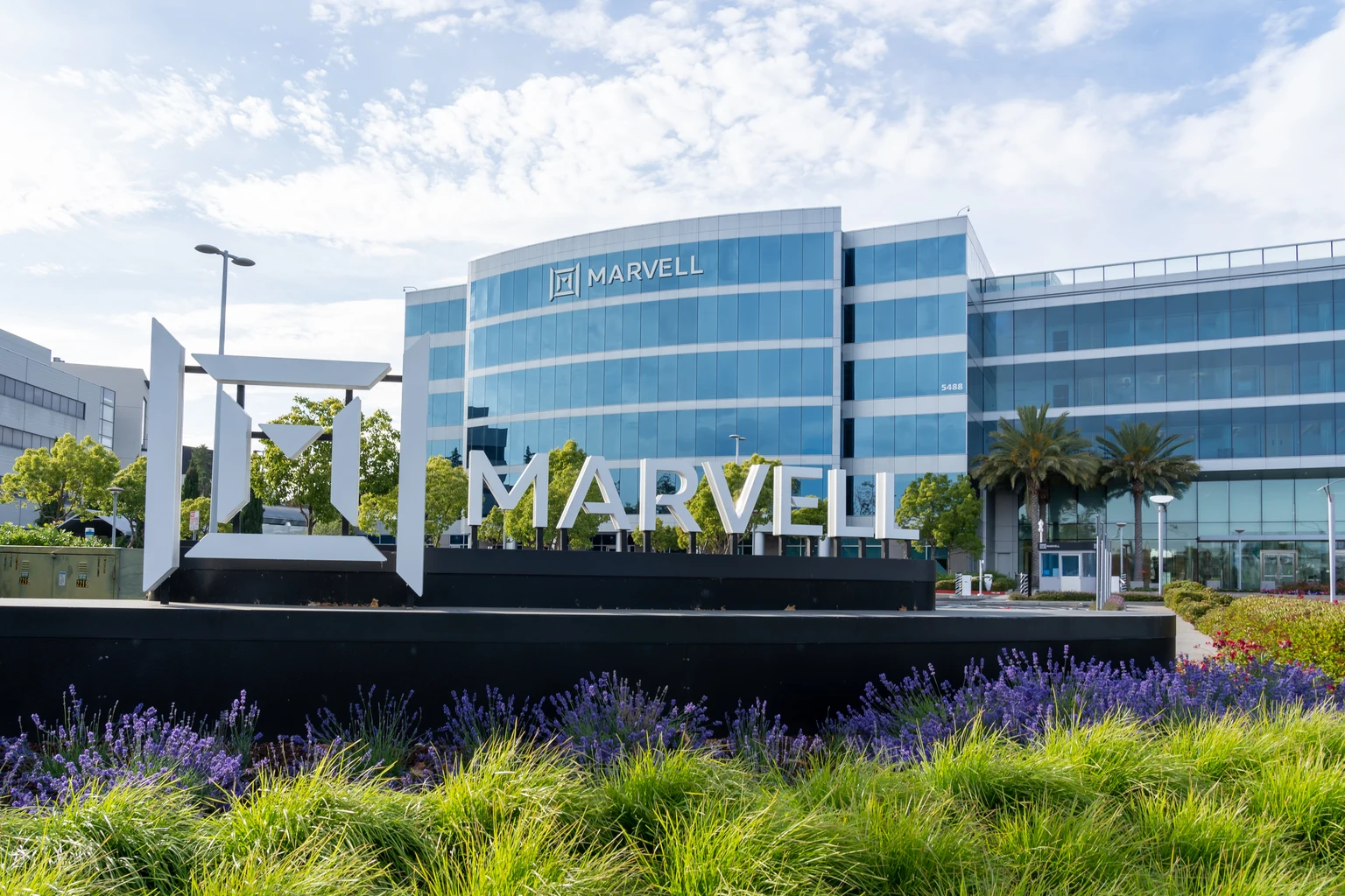 Marvell: It's Down 10%, But This May Not Be The Dip To Buy