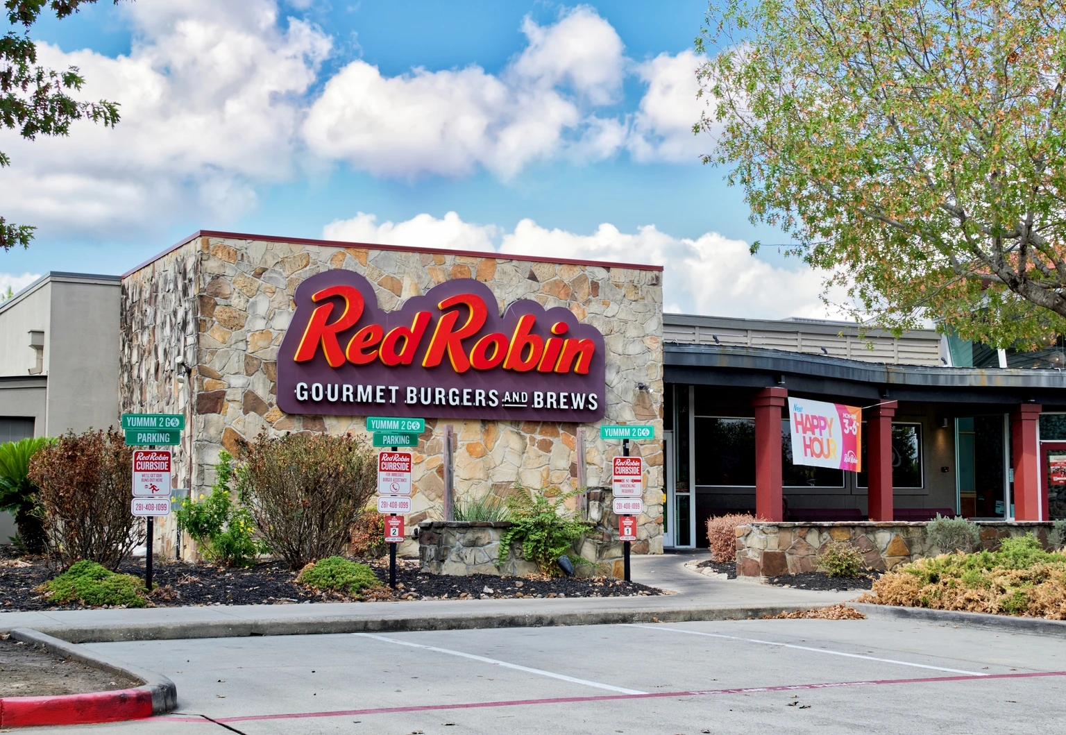 Red Robin Stock Not On My Menu, As Burger Chain Saw Q2 Traffic Decline (NASDAQ:RRGB)