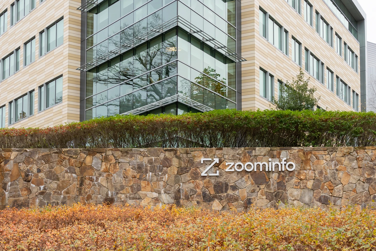 ZoomInfo: Cheap On Earnings, Expensive On Enterprise Value
