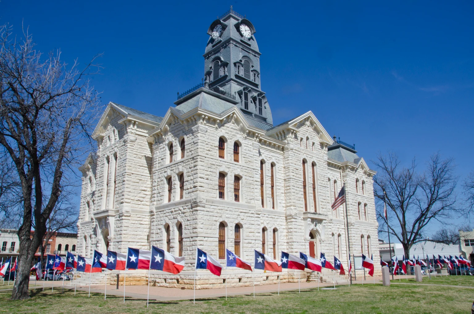 Texas Capital Bancshares: The 7% Preferred Stock Is Attractive (NASDAQ:TCBI)