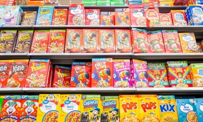 Kellogg removing artificial colors from Froot Loops, Apple Jacks