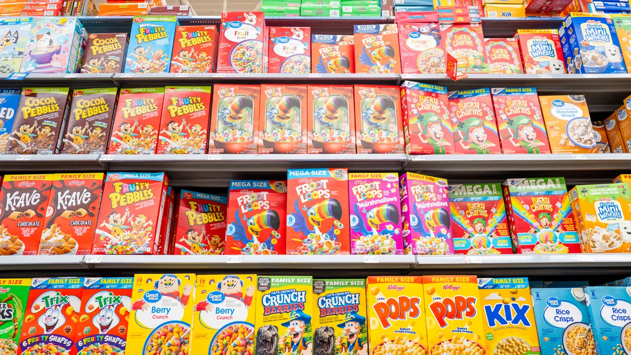 Kellogg removing artificial colors from Froot Loops, Apple Jacks