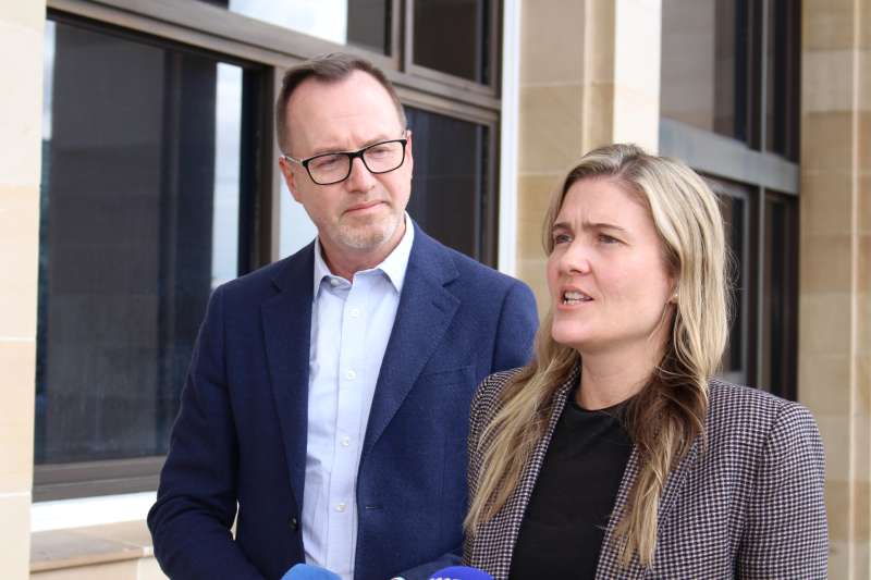 Greens MP demands apology over antisemitic accusation
