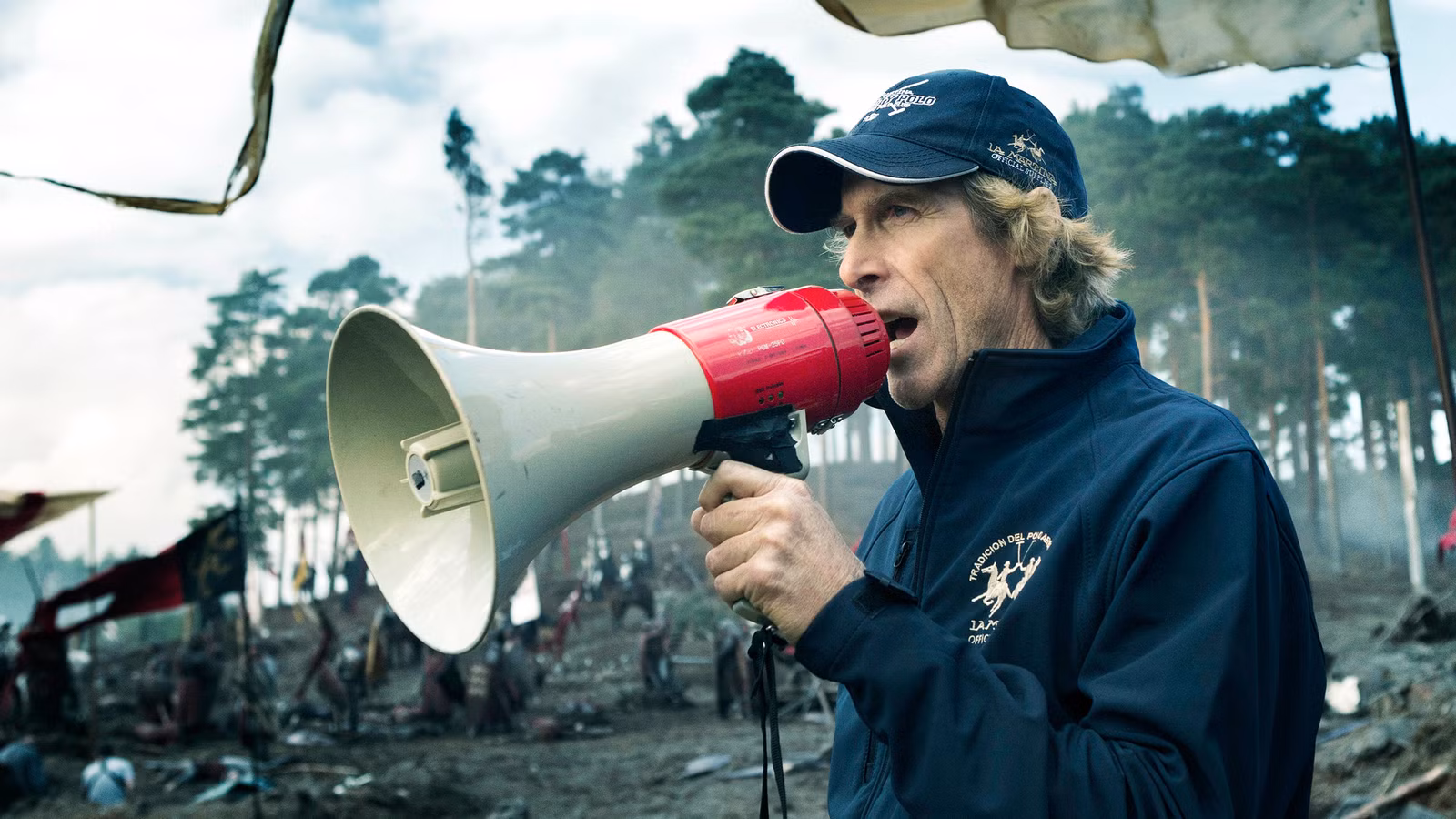 Michael-Bay-TRANSFORMERS-THE-LAST-KNIGHT