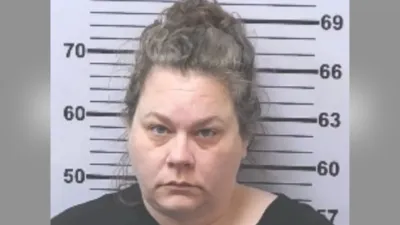 14-Year-Old Accidentally Strangled Himself to Death After Mom Left 2 Sons With Autism Home Alone