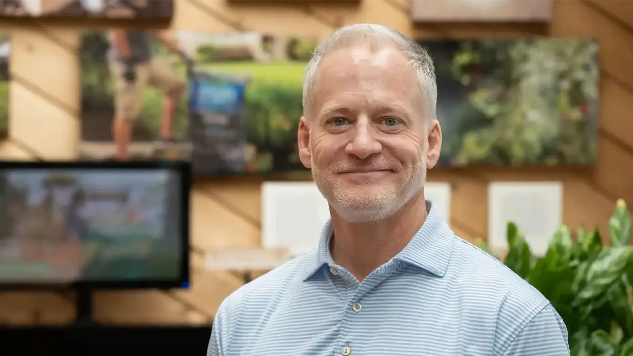 How ScottsMiracle-Gro’s CEO is bringing tech principles to lawn care