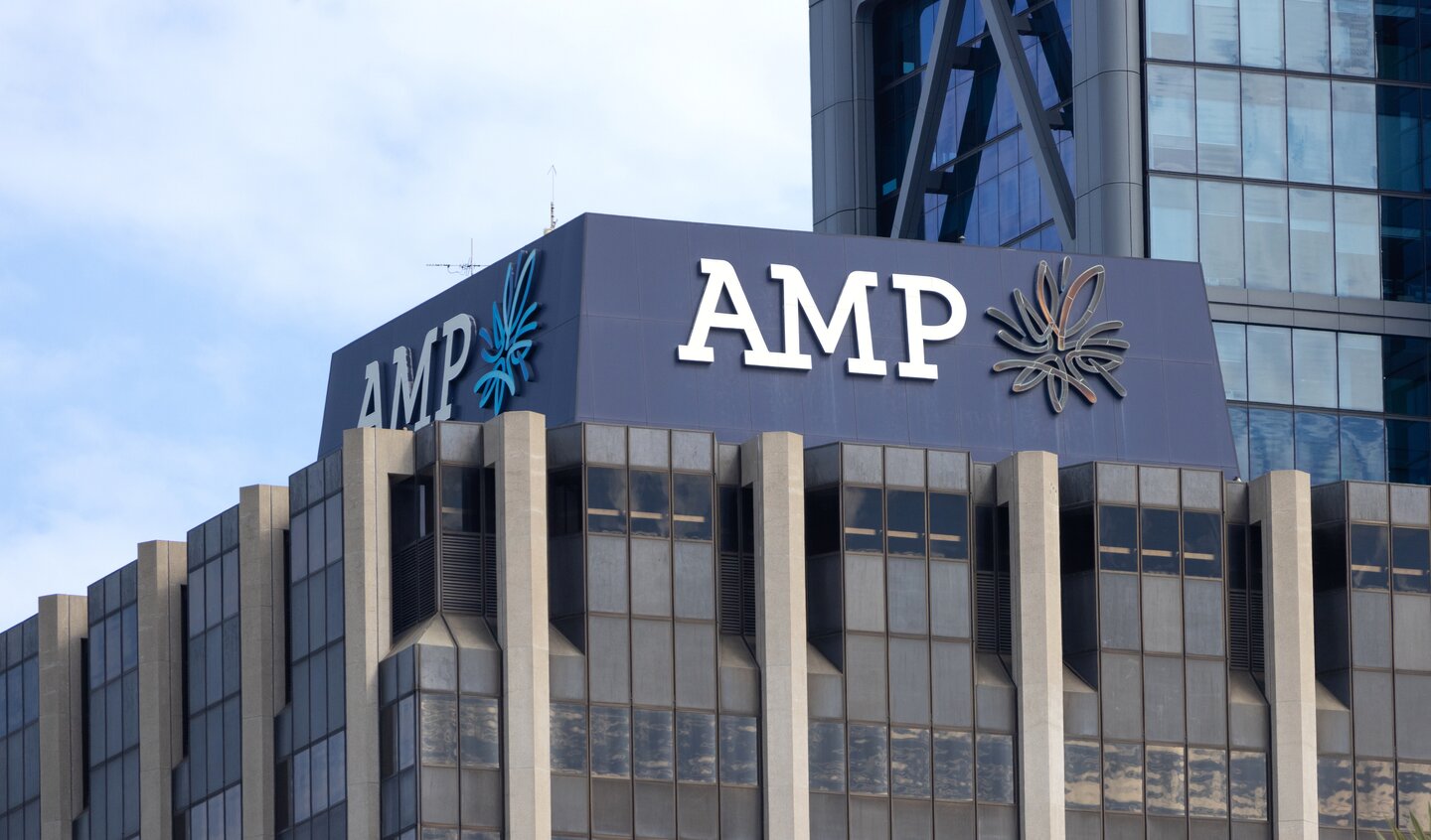 AMP expands profit by a third as super fund outperforms