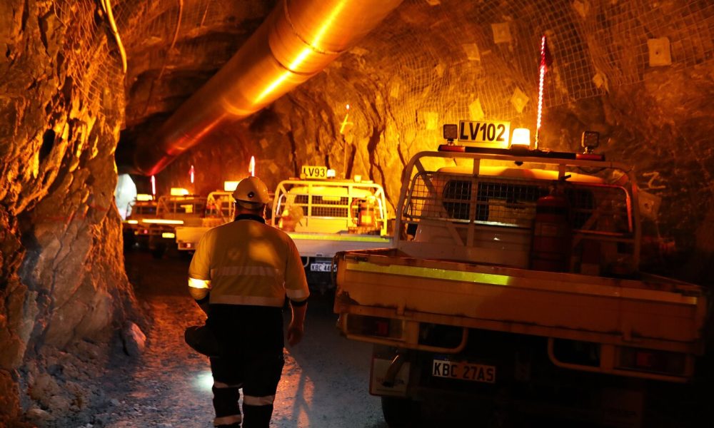 Northern Star's acting CEO to leave
