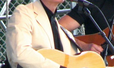 Randy Travis' Wife Reveals Doctors Told Her to 'Pull the