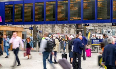 Private sector pay growth falls to six-year low, ONS says
