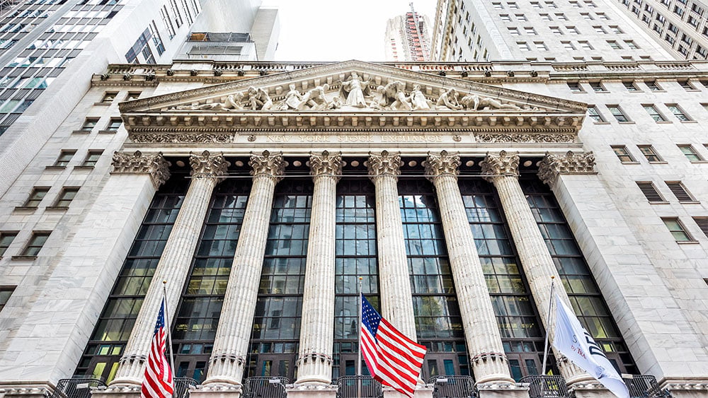 Stock Market Today: Dow Falls As Oil Prices Climb; SpaceX Stock Extends Gains (Live Coverage)