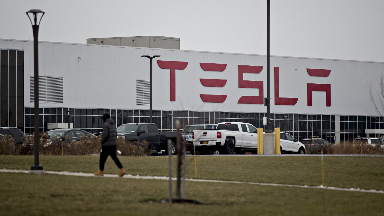 Tesla to make big splash in Texas with $10.1 billion solar panel factory