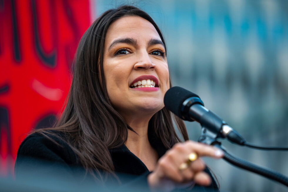 Alexandria Ocasio-Cortez says she's freezing her eggs