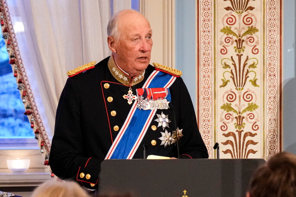 Palace officials say Norwegian King Harald's health worsens