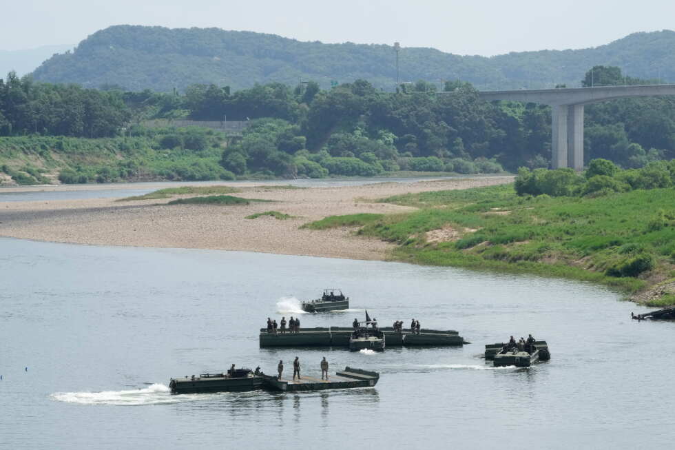 South Korean and US militaries shorten exercises at Trump's order