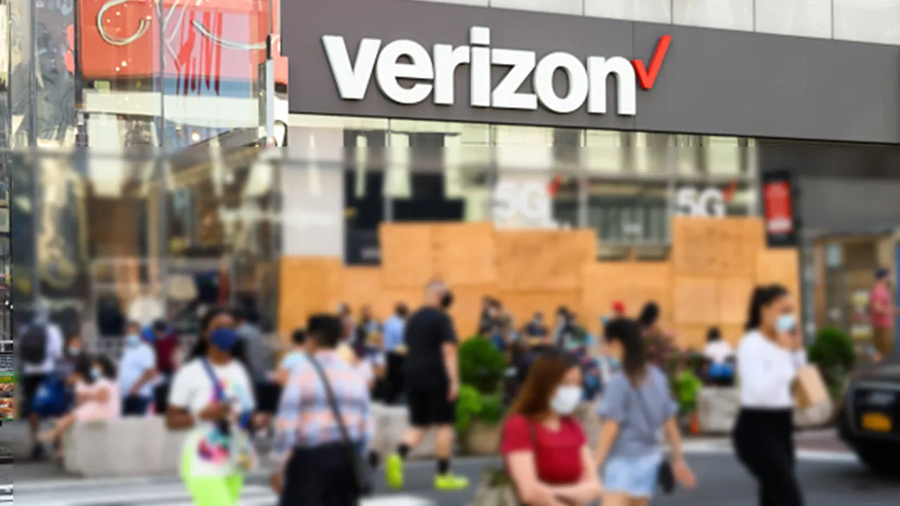 Verizon outage reported nationwide with thousands of reports