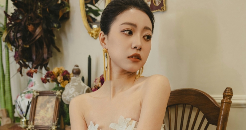 Wedding jewelry personality